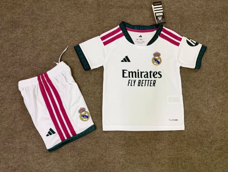 Real Madrid 26/27 Kids Home Soccer Jersey And Shorts (Leaked) Real Madrid 26/27 Kids Home Soccer Jersey And Shorts (Leaked)