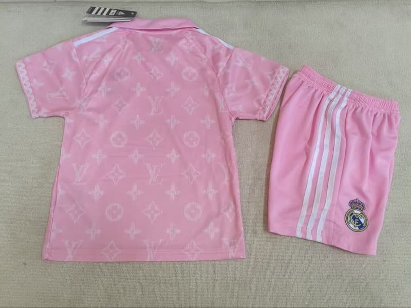 Real Madrid 26/27 Kids Special Soccer Jersey And Shorts 02