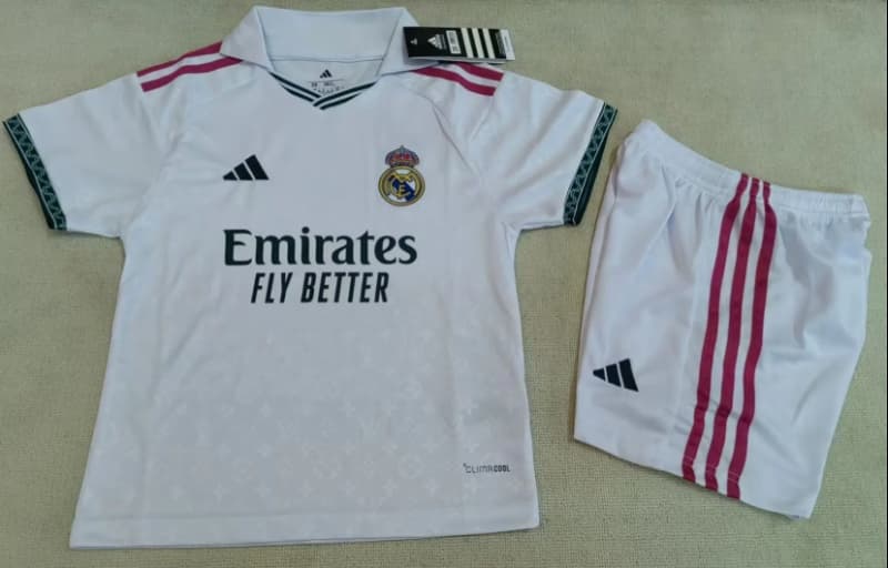Real Madrid 26/27 Kids Special Soccer Jersey And Shorts 03
