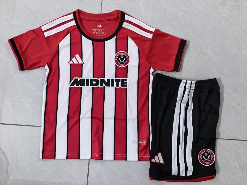 Sheffield United 26/27 Kids Home Soccer Jersey And Shorts Sheffield United 26/27 Kids Home Soccer Jersey And Shorts