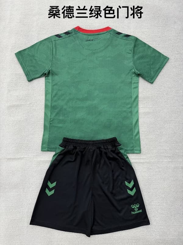 Sunderland 26/27 Kids Goalkeeper Green Soccer Jersey And Shorts