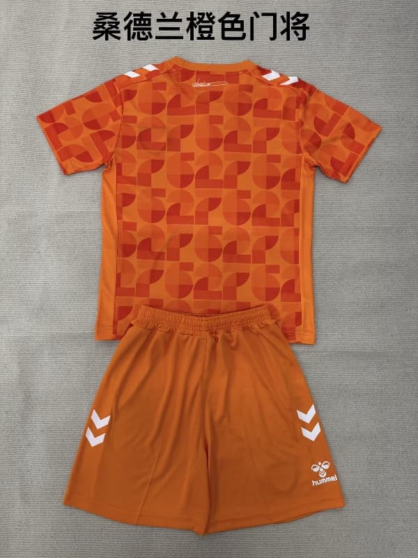 Sunderland 26/27 Kids Goalkeeper Orange Soccer Jersey And Shorts