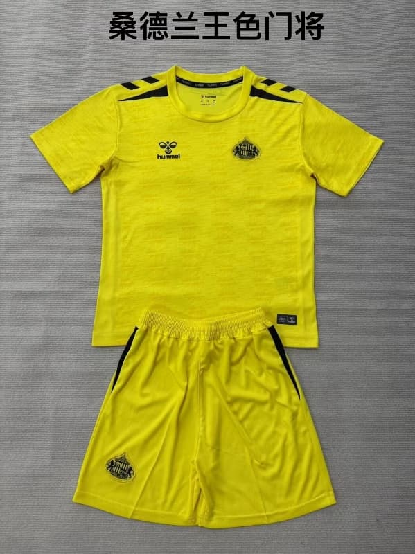 Sunderland 26/27 Kids Goalkeeper Yellow Soccer Jersey And Shorts Sunderland 26/27 Kids Goalkeeper Yellow Soccer Jersey And Shorts