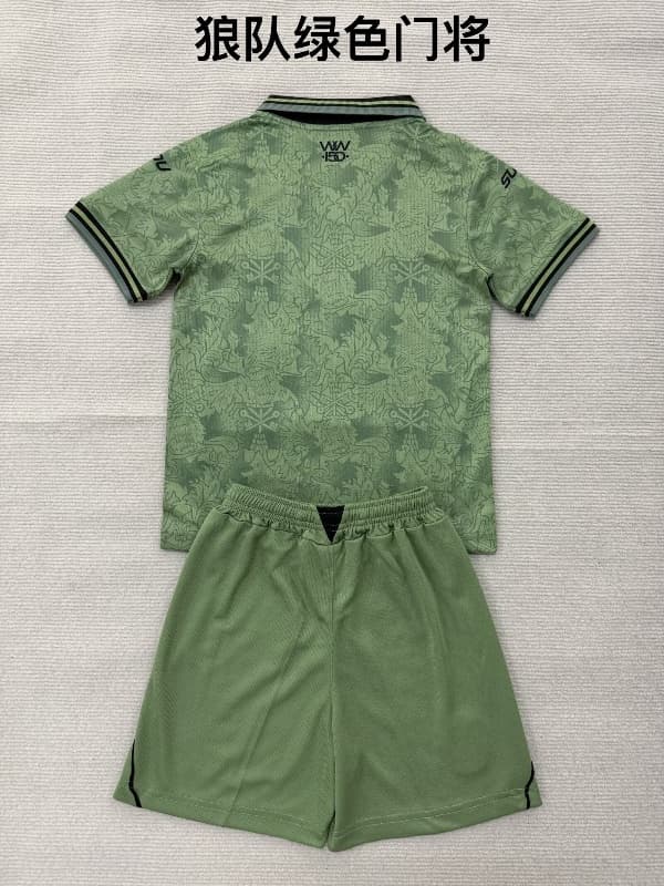 Wolves 26/27 Kids Goalkeeper Green Soccer Jersey And Shorts