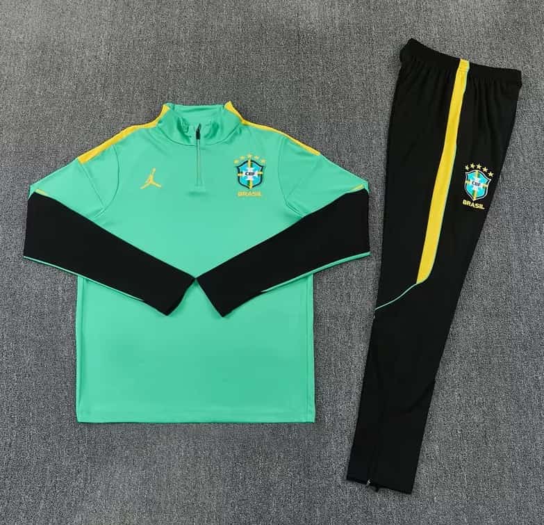 AAA(Thailand) Brazil 2026 Green Soccer Tracksuit 02 AAA(Thailand) Brazil 2026 Green Soccer Tracksuit 02