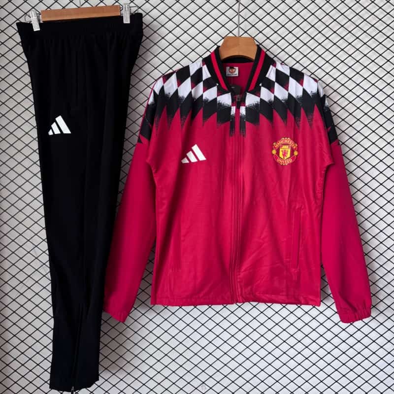 AAA(Thailand) Manchester United 26/27 Red Soccer Windbreaker Tracksuit 03 AAA(Thailand) Manchester United 26/27 Red Soccer Windbreaker Tracksuit 03