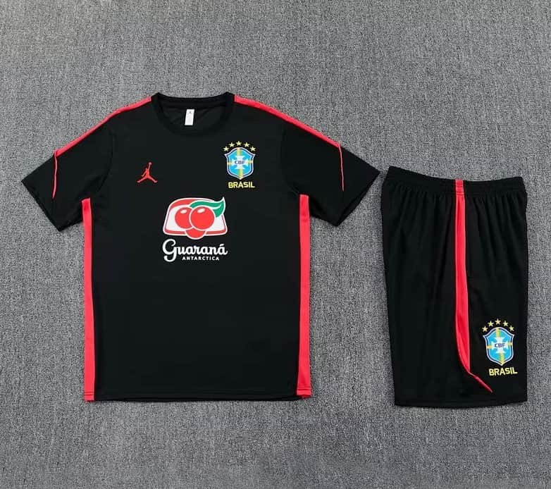 AAA(Thailand) Brazil 2026 Black Soccer Training Sets AAA(Thailand) Brazil 2026 Black Soccer Training Sets