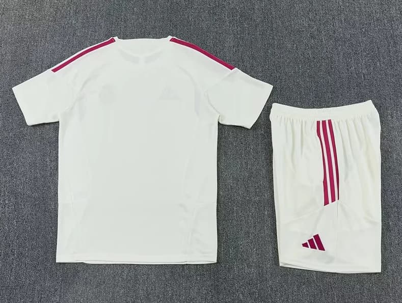 AAA(Thailand) Real Madrid 26/27 White Soccer Training Sets 03