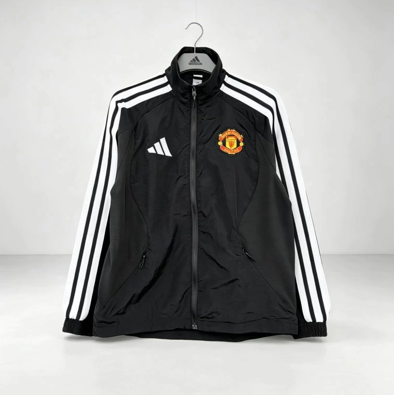 AAA(Thailand) Manchester United 26/27 Black Soccer Windbreaker