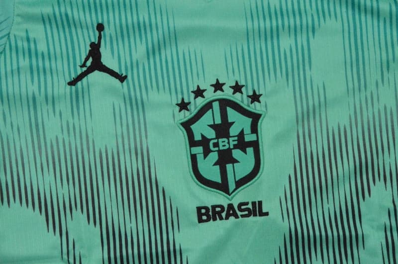 AAA(Thailand) Brazil 2026 Goalkeeper Green Soccer Jersey
