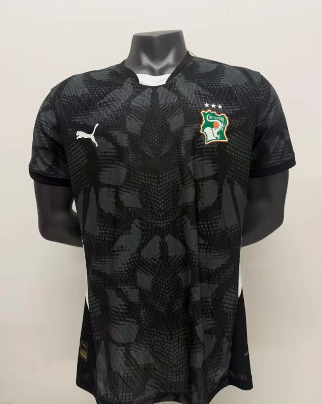 AAA(Thailand) Ivory 2026 Goalkeeper Black Soccer Jersey AAA(Thailand) Ivory 2026 Goalkeeper Black Soccer Jersey