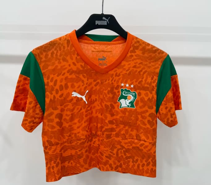 AAA(Thailand) Ivory 2026 Home Women Cropped Soccer Jersey AAA(Thailand) Ivory 2026 Home Women Cropped Soccer Jersey