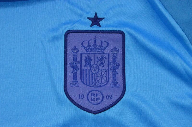 AAA(Thailand) Spain 2026 World Cup Goalkeeper Blue Soccer Jersey 02