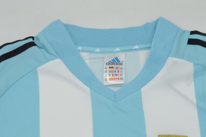 AAA(Thailand) Argentina 2002 Home Retro Soccer Jersey