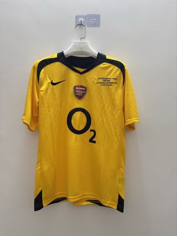 AAA(Thailand) Arsenal 2005/06 Away Final Retro Soccer Jersey AAA(Thailand) Arsenal 2005/06 Away Final Retro Soccer Jersey