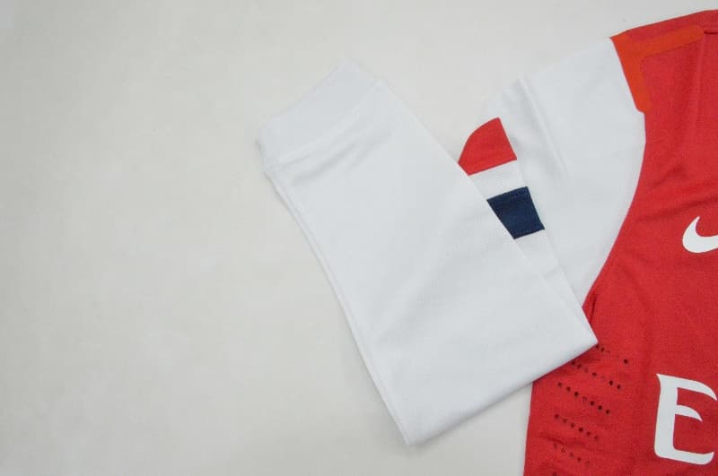 AAA(Thailand) Arsenal 2012/13 Home Long Retro Soccer Jersey (Player)