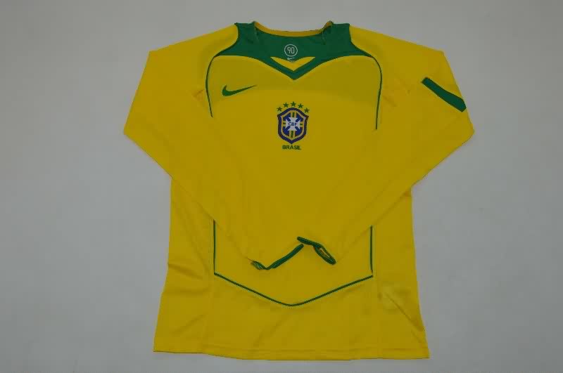 AAA(Thailand) Brazil 2004 Home Retro Long Sleeve Soccer Jersey AAA(Thailand) Brazil 2004 Home Retro Long Sleeve Soccer Jersey