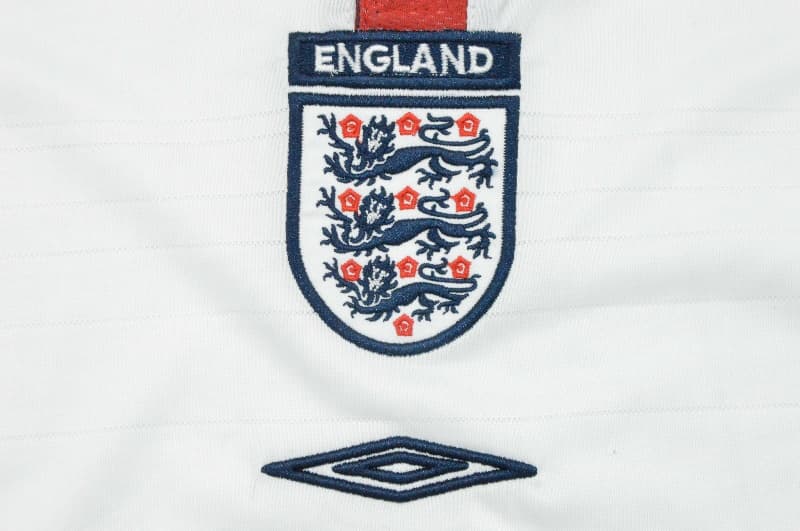 AAA(Thailand) England 2004 Home Long Sleeve Retro Soccer Jersey