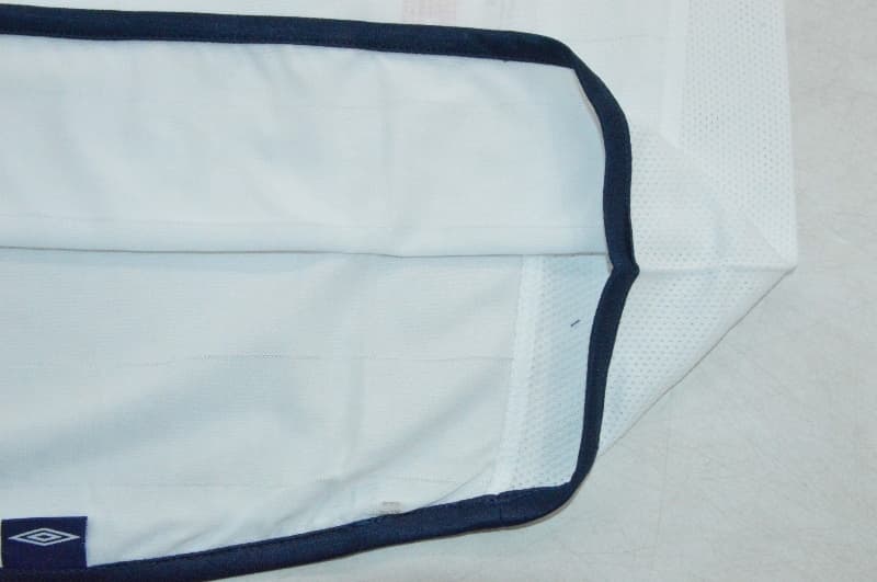 AAA(Thailand) England 2004 Home Long Sleeve Retro Soccer Jersey