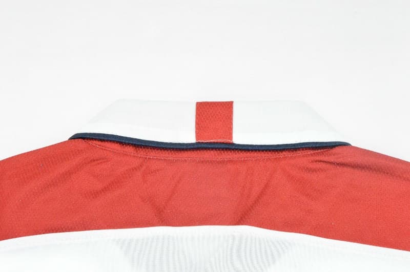 AAA(Thailand) England 2004 Home Long Sleeve Retro Soccer Jersey