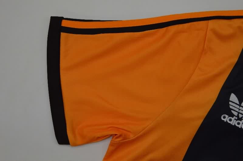 AAA(Thailand) Hull City 1981/82 Home Retro Soccer Jersey
