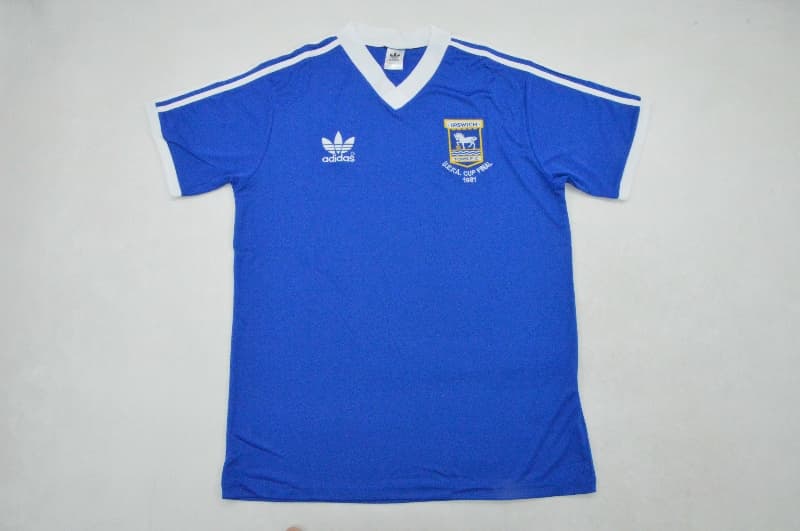 AAA(Thailand) Ipswich Town 1981 Home Retro Soccer Jersey