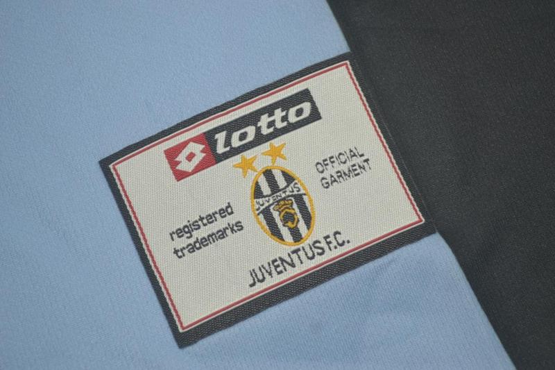 AAA(Thailand) Juventus 2002/03 Goalkeeper Blue Retro Soccer Jersey