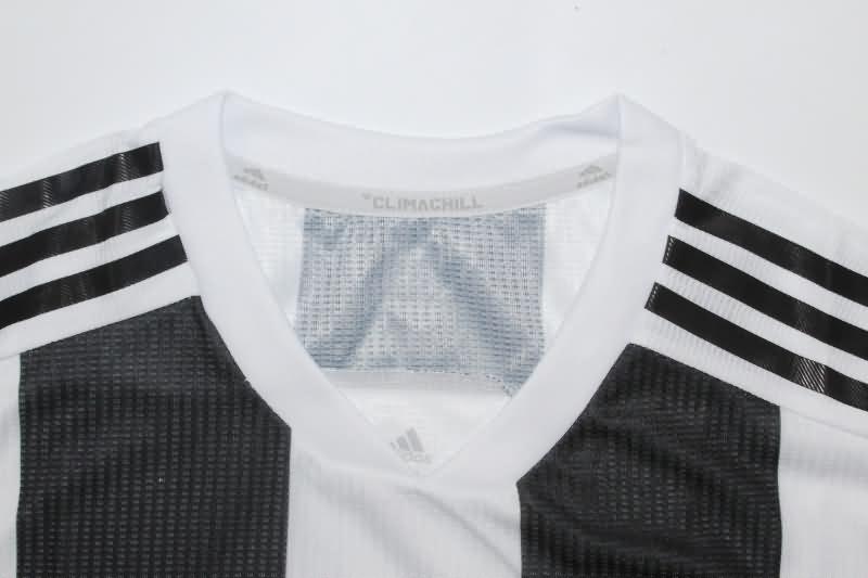 AAA(Thailand) Juventus 2018/19 Home Retro Soccer Jersey (Player)