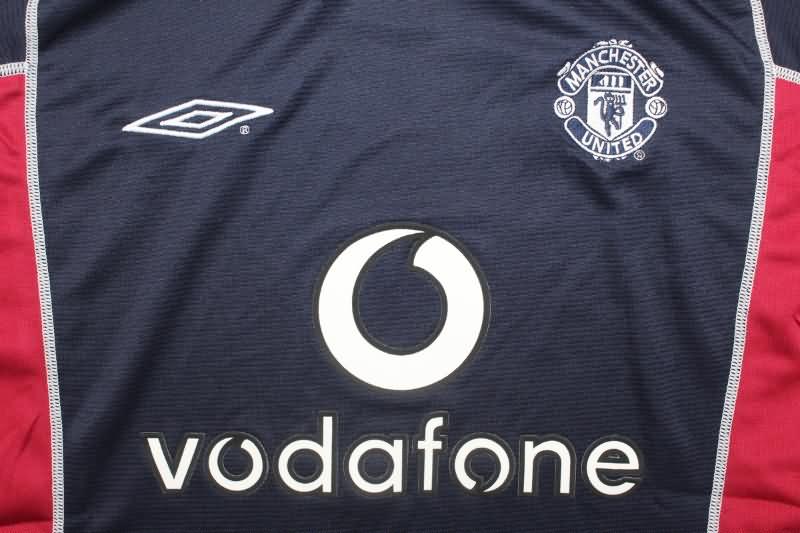 AAA(Thailand) Manchester United 2001/02 Third Retro Soccer Jersey