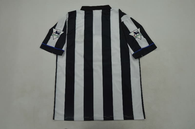 AAA(Thailand) Newcastle United 1993/95 Home Retro Soccer Jersey