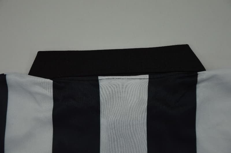 AAA(Thailand) Newcastle United 1993/95 Home Retro Soccer Jersey