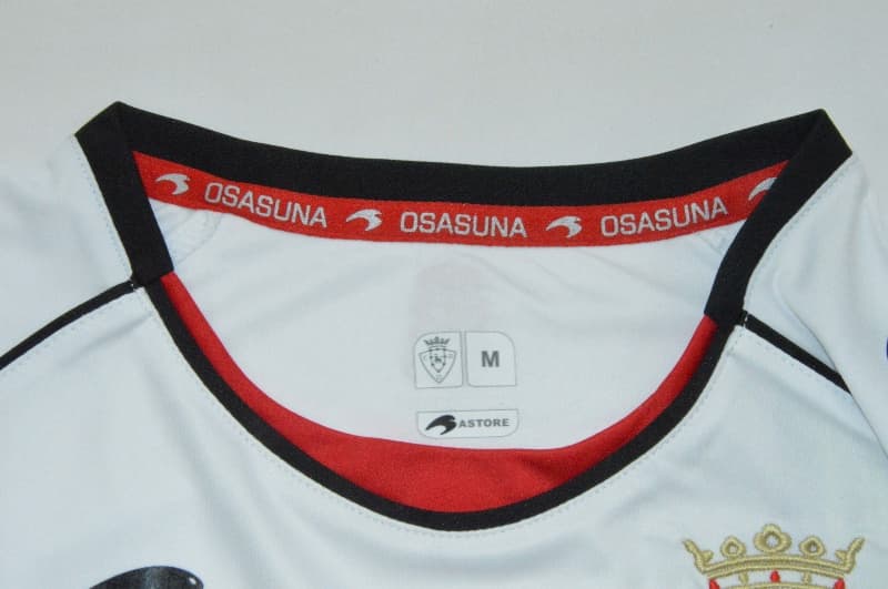 AAA(Thailand) Osasuna 2010/11 Away Retro Soccer Jersey
