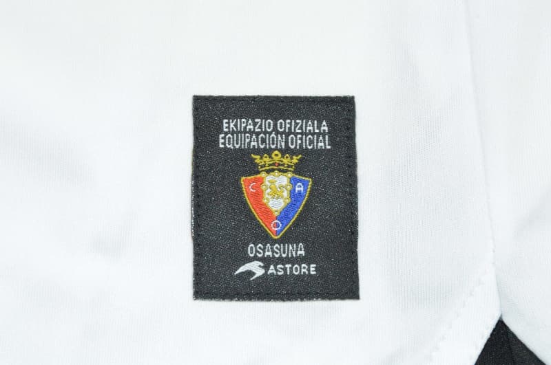 AAA(Thailand) Osasuna 2010/11 Away Retro Soccer Jersey