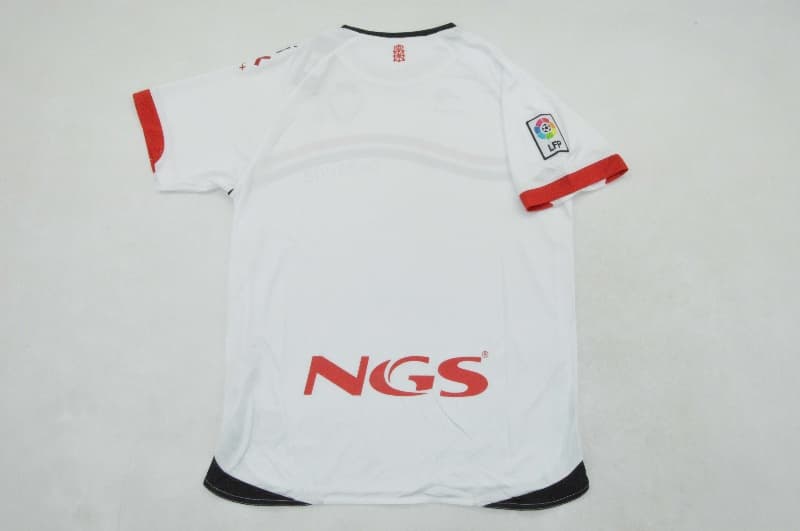 AAA(Thailand) Osasuna 2010/11 Away Retro Soccer Jersey