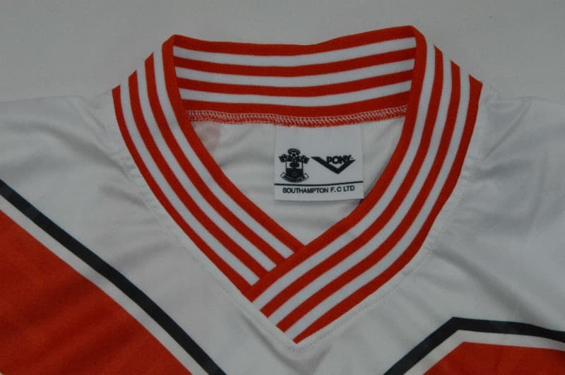 AAA(Thailand) Southampton 1993/95 Home Retro Soccer Jersey