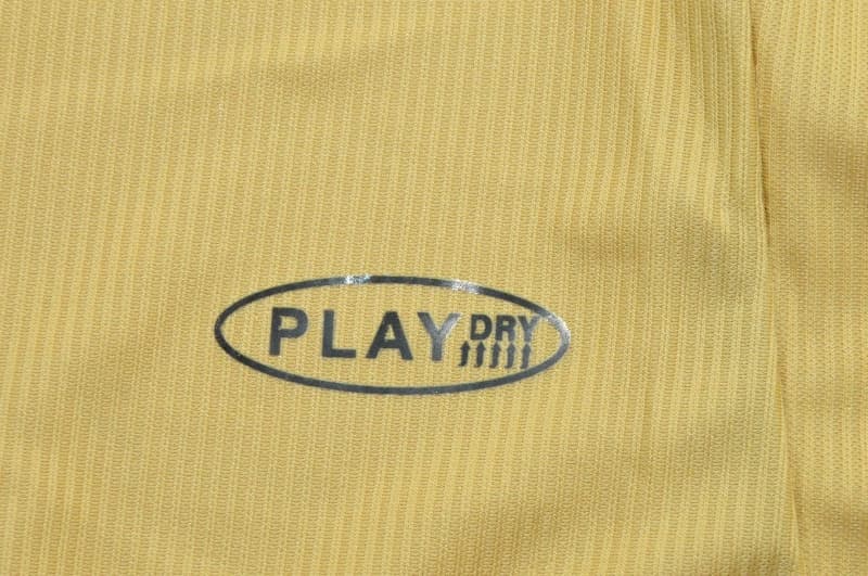 AAA(Thailand) Sporting Lisbon 2003/04 Away Retro Soccer Jersey