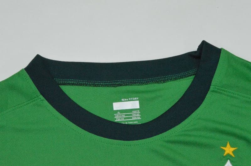 AAA(Thailand) Werder Bremen 2009/10 Home Retro Soccer Jersey