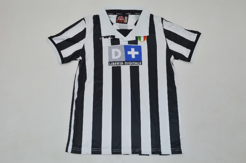 Juventus 1998/99 Kids Home Soccer Jersey And Shorts