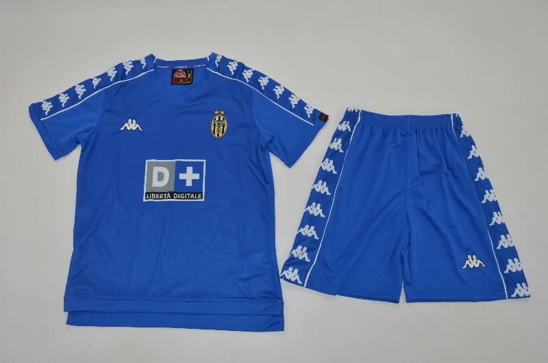 Juventus 1999/00 Kids Away Soccer Jersey And Shorts Juventus 1999/00 Kids Away Soccer Jersey And Shorts
