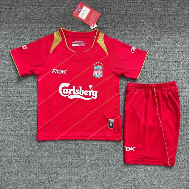 Liverpool 2005/06 Kids Home Soccer Jersey And Shorts Liverpool 2005/06 Kids Home Soccer Jersey And Shorts