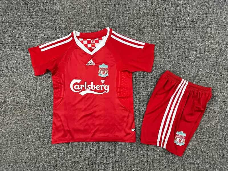 Liverpool 2008/10 Kids Home Soccer Jersey And Shorts Liverpool 2008/10 Kids Home Soccer Jersey And Shorts