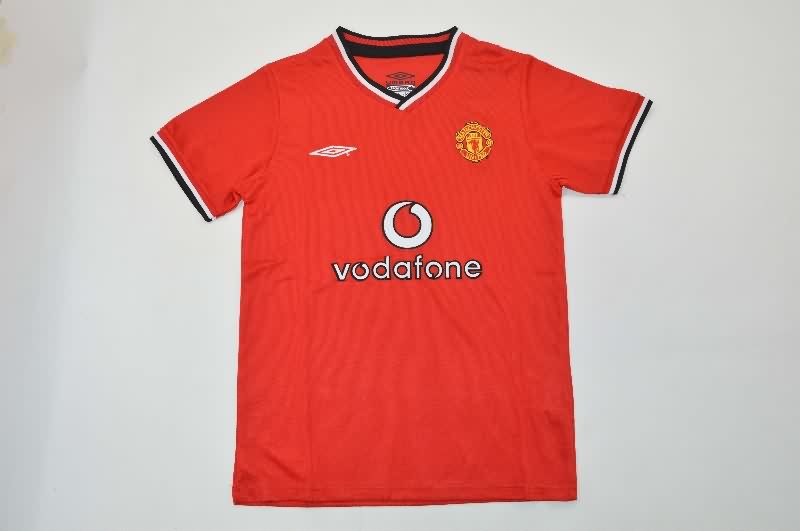 Manchester United 2000/02 Kids Home Soccer Jersey And Shorts