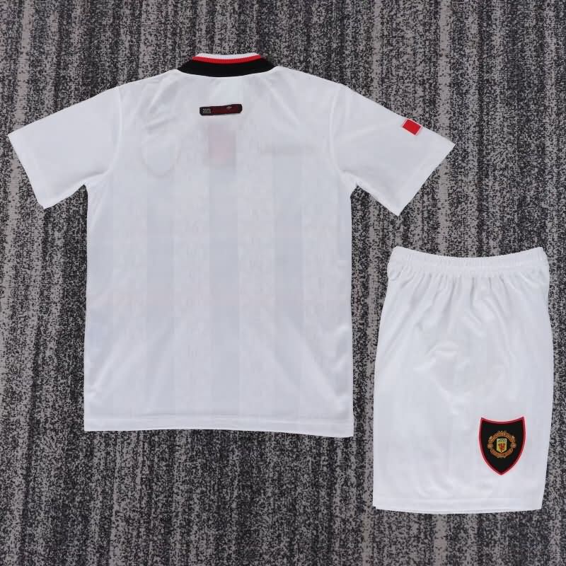Manchester United 1997/99 Kids Away Soccer Jersey And Shorts