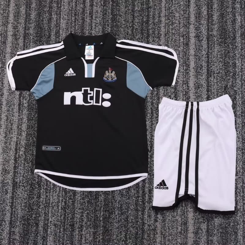 Newcastle United 2000/01 Kids Away Soccer Jersey And Shorts Newcastle United 2000/01 Kids Away Soccer Jersey And Shorts
